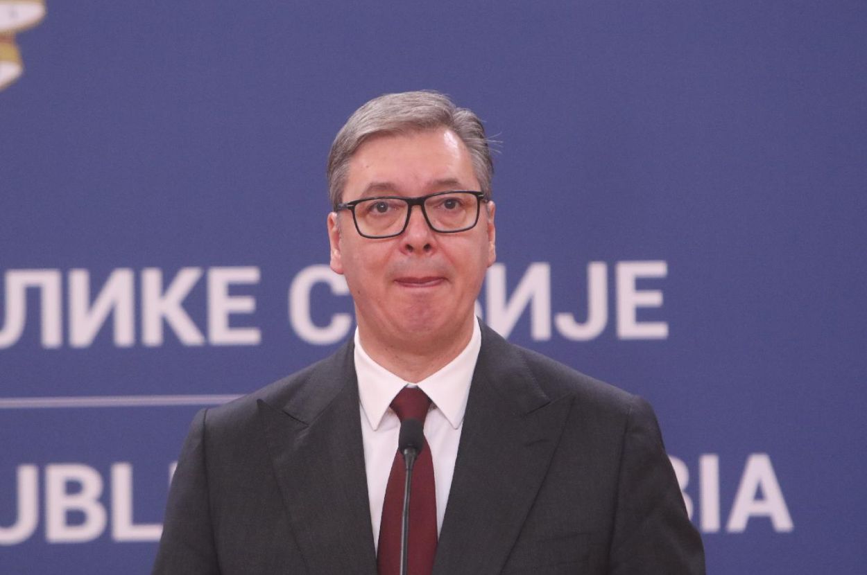 president-vucic-serbian-chairs-fonet